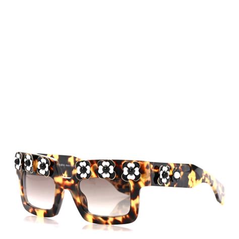 PRADA Acetate Flower Poeme Sunglasses SPR25P Tortoise .